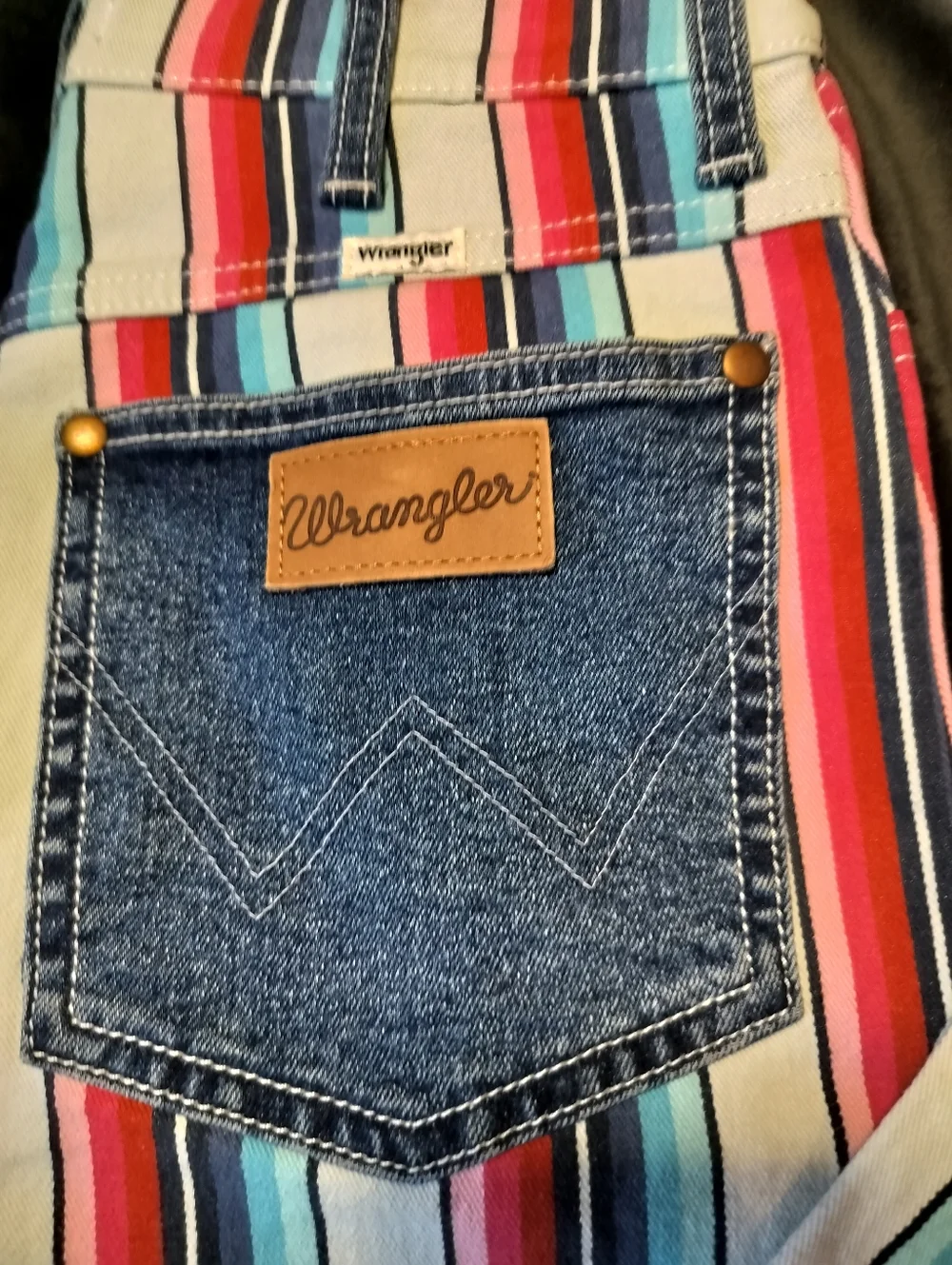 NEW Wrangler Striped High Rise Flats Jeans Bright & Contrast Pockets - 28 X 32 - Picture 2 of 8